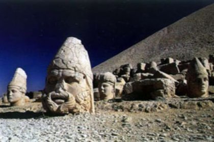 Nemrut heykelleri Kahta