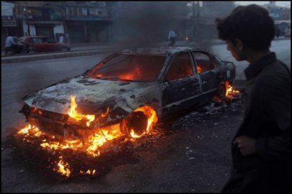 Pakistan'da intihar saldırısı: 6 ölü