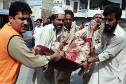 Pakistan'da Kanlı Cuma: 70 ölü