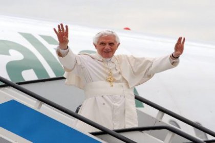 Papa Lübnan'ı ziyaret edecek