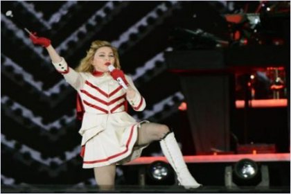 Polonya'da Madonna karşıtı ayin