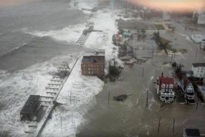 Sandy Kasırgası ABD ve Kanada'yı vurdu