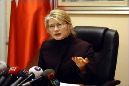 'Siyasetinizi namusluca yapın'