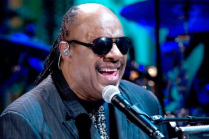Stevie Wonder İsrail ordusu için söylemeyecek