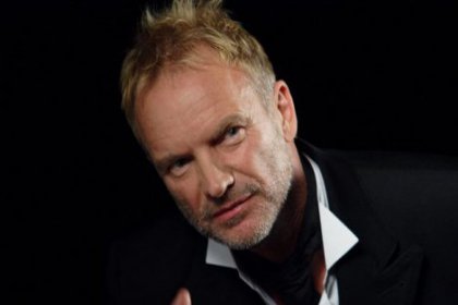 Sting geliyor