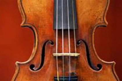 Stradivarius'un birebir kopyası!