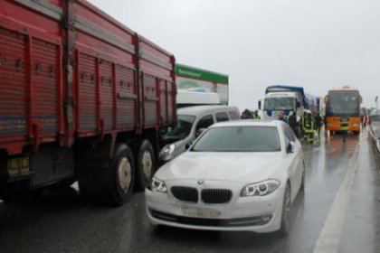 TEM'de Kaza: Yol Ulaşıma Kapandı