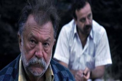 'Tepenin Ardı' salon bulamıyor!