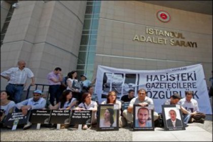 Tutuklu gazeteciler için 'Tanıklık Günleri' devam ediyor
