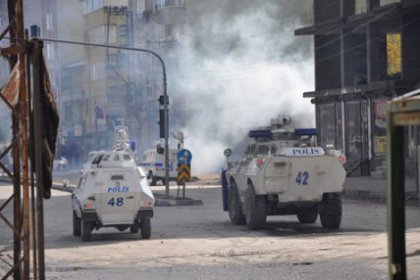 Yüksekova'da öğrencilere polis müdahalesi