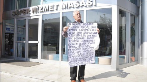 AKP'li başkana protesto