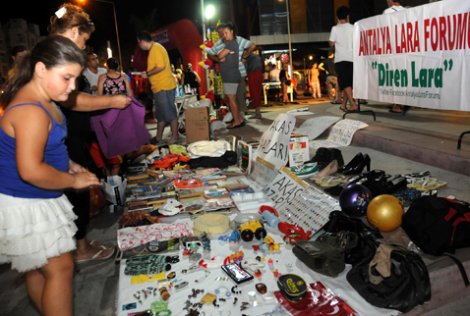 Antalya'da Gezi pazarı: Her şey bedava