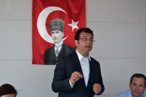 Beylikdüzü 10 yıldır hizmet bekliyor