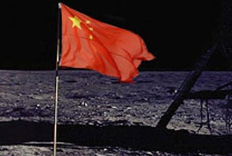 Çin de Ay'a ayak bastı