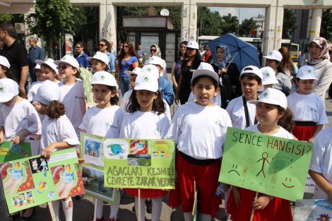 Çocuklardan gezi parkına destek