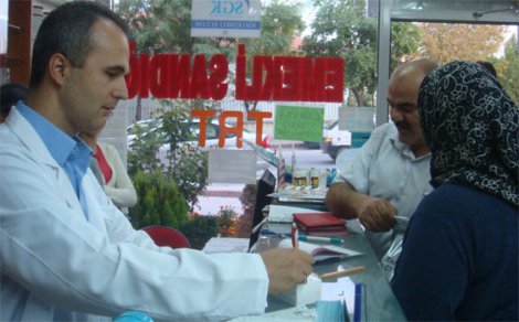 Doktorlar elektronik reçeteye alışamadı