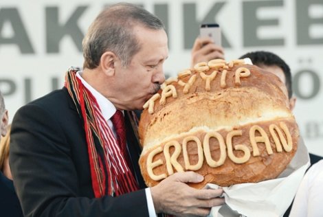 Erdoğan: Elinizdeki öğretmeni de alacağız