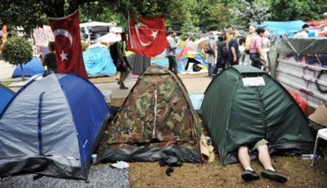 Gezi Parkı'ndan 'tek çadır' iddiasına yalanlama