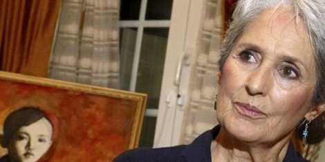 Joan Baez'den Gezi'ye Türkçe destek: Sesiniz her yerden duyuluyor