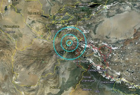 Pakistan'da ölü sayısı her geçen saat artıyor