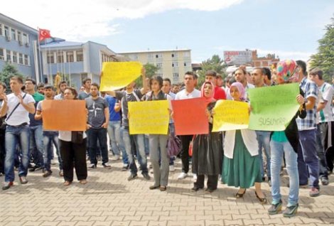 'Tecavüze sessiz kalmayacağız'