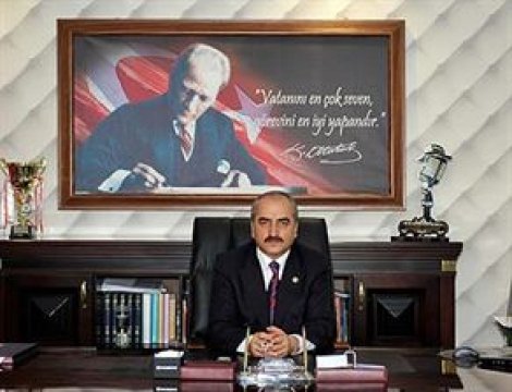 Tosya Belediye Başkanı MHP'den istifa etti