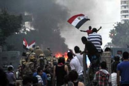Mısır'da Orduya ait helikopter bomba yağdırdı!