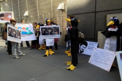 Abdullah Gül New York’ta protesto edildi