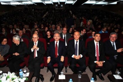 Ahmet Necdet Sezer ile Kılıçdaroğlu birlikte tiyatro izledi