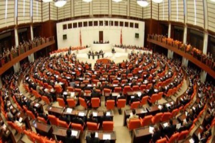 AKP seçim barajını yüzde 7'ye çekecek