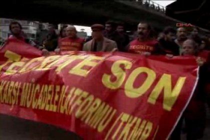 AKP Şişli ilçe binası önünde DHKP-C operasyonu protestosu
