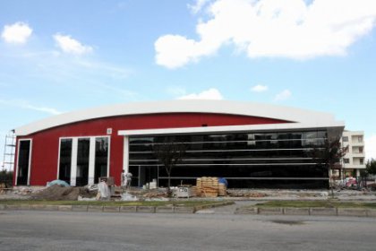 Aliağa Düğün Salonu Projesi'nde sona yaklaşıyor