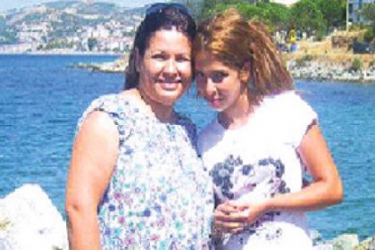 Anne-kıza sokak ortasında infaz!