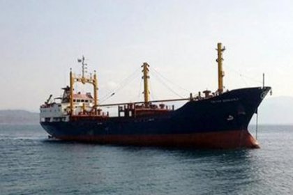 Antalya açıklarında 11 mürettebatlı Türk gemisi battı