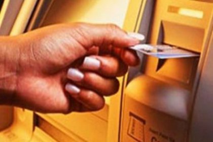 ATM'den paranızı hızlı çekmeyin!