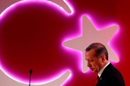Başbakan Erdoğan: Bölünmemizi isteyen zavallılar var