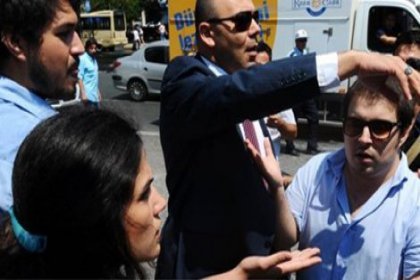 'Başbakan Erdoğan'a beddua' gözaltıları