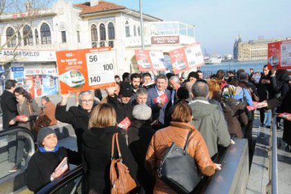 CHP'liler yurttaşlara metro maliyetini anlattı