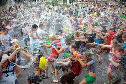 Cumartesi Taksim'de 'su savaşı' var!