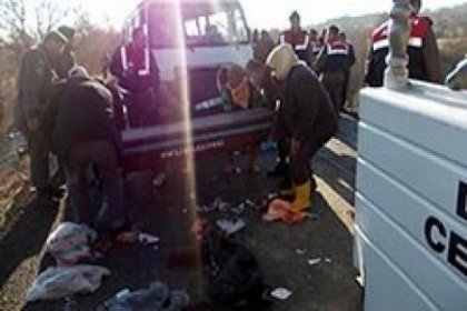 Dikili'de 1 işçi öldü, 18 işçi yaralı