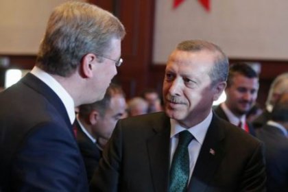 Erdoğan ve Füle'den basına kapalı görüşme