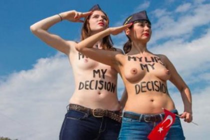FEMEN'den THY hosteslerine destek