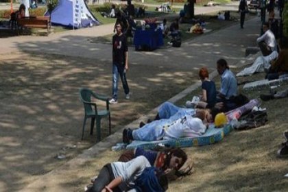 Gezi Parkı'nda uyuyan 17 kişi gözaltına alındı