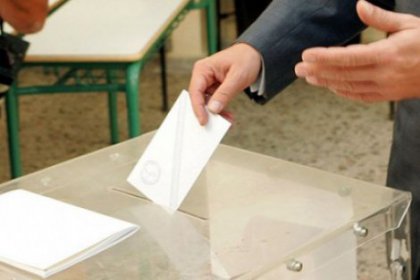 Güney Kıbrıs’ta başkan seçimi ikinci tura kaldı