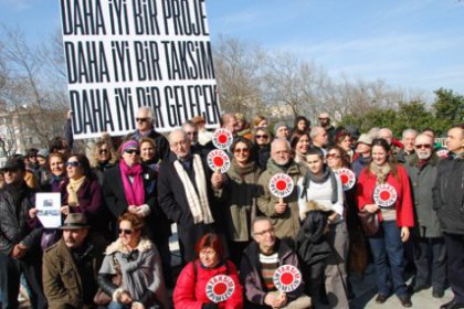 Hükümet'ten 'yumuşak' adım: Arınç, Taksim Platformu ile görüşecek