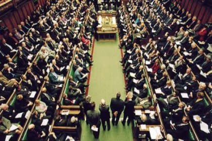 İngiltere Parlamentosu Suriye gündemiyle olağanüstü toplanıyor