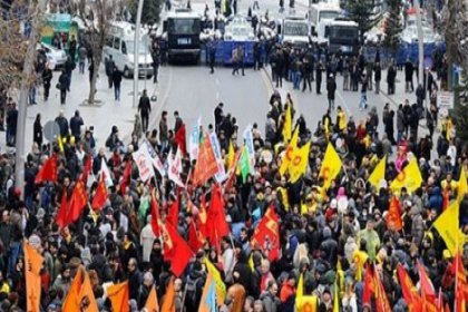 İsdemir'de 4 bin işçi greve çıktı