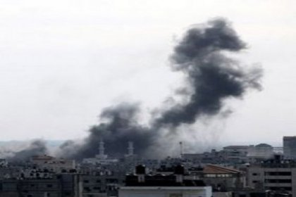İsrail’e ait uçak Gazze’ye düştü