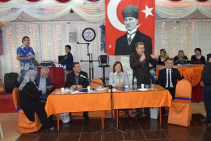 İzmir Alevi Bektaşi dernekleri kadın dayanışması yemeği düzenledi