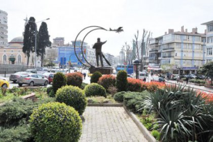 Kadıköy'de Vecihi Hürkuş anıtı açılıyor